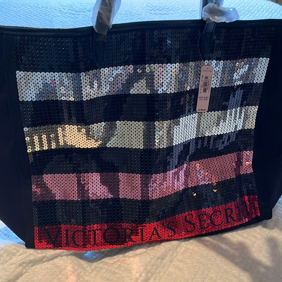 NWT Victoria’s Secret large sequin tote bag with matching accessory bag - Picture 11 of 13
